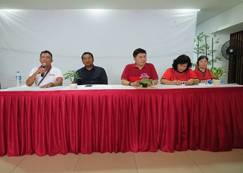 Sambutan Pengurus PB Jaya Raya Bp Tony Suhartono didamping Ibu Imelda Wiguna dan Bp Icuk Sugiarto
